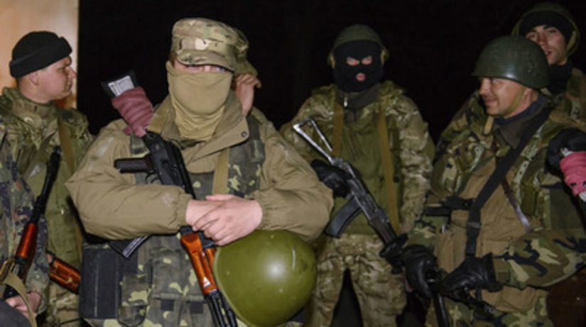 Ukrajina, vojaci, zbrane, Kramatorsk