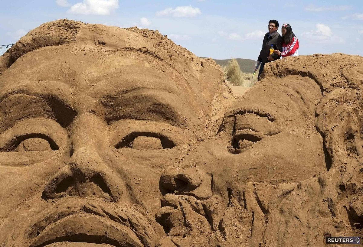 Bolívia, pieskové sochy