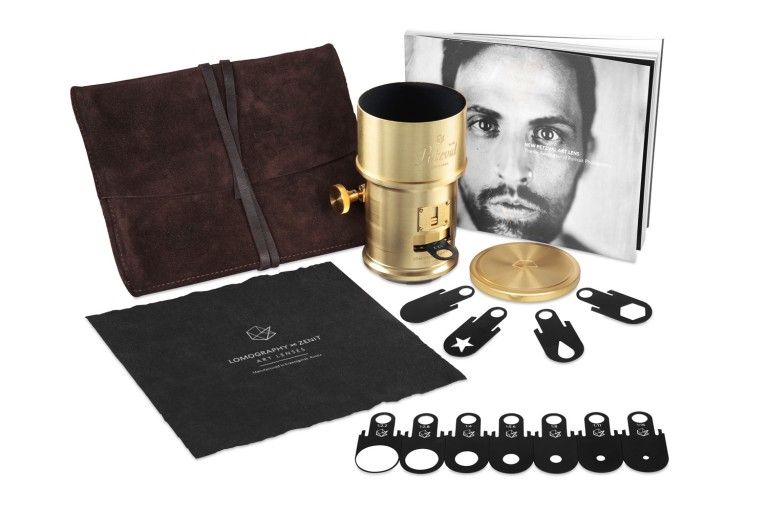 Petzvalov objektív bol revolučným objektívom,...