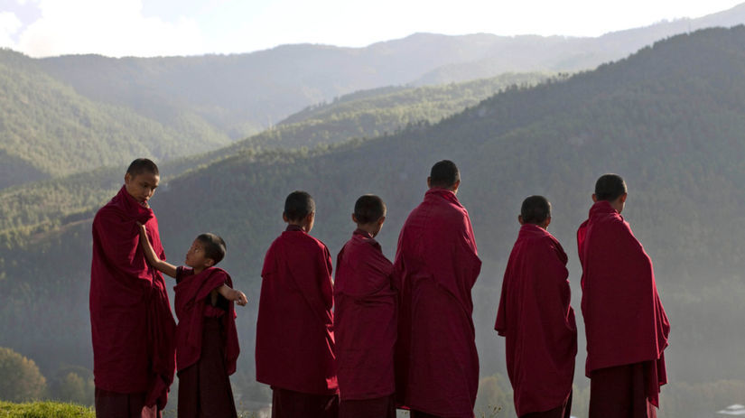 Bhután, mnísi, budhizmus