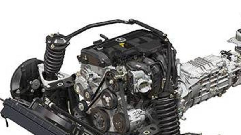 Na výber budú výlučne atmosférické 4-valce...