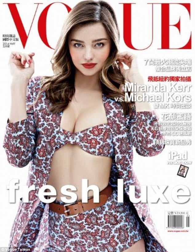 Miranda Kerr pózuje na titulke magazínu Vogue.