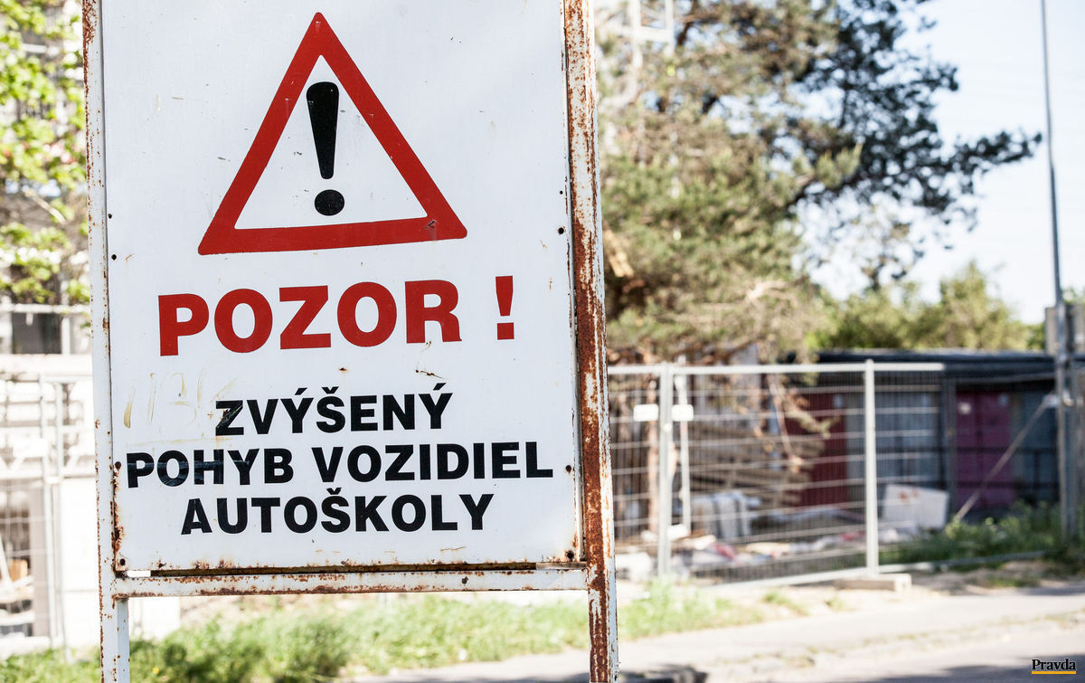 Výsledky skúšok v autoškolách na Slovensku nie...