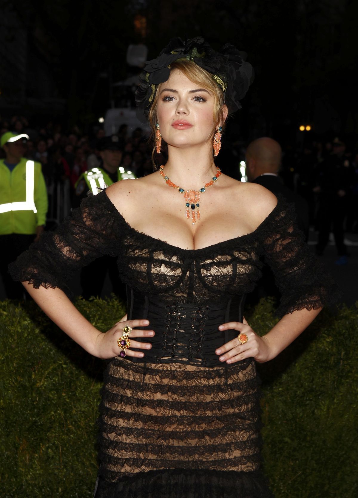 Bujný dekolt modelky Kate Upton bol...