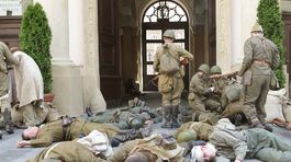 Rekonštrukcia bojov Wehrmachtu a Červenej armády.