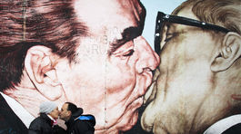 Bežní východní Nemci žili v socializme, ich elity v prepychu