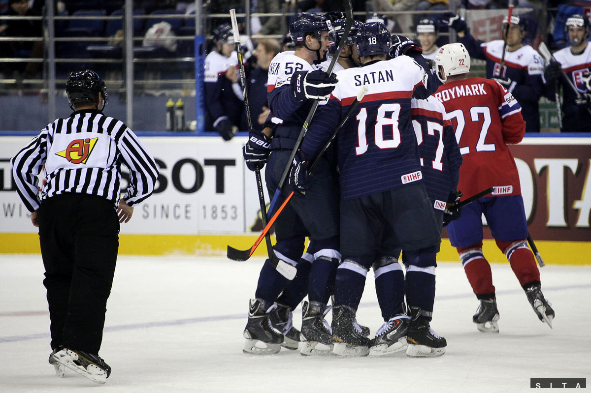 Radosť Slovákov z gólu Ladislava Nagya.