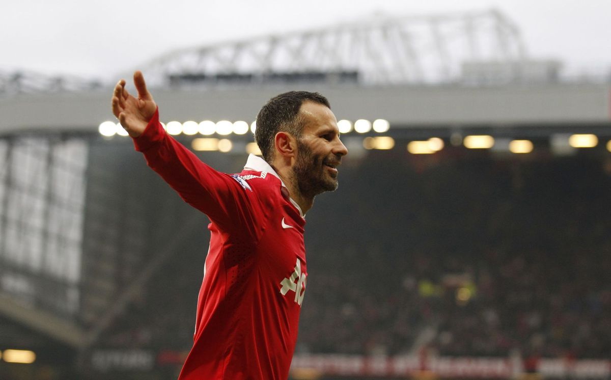 Ryan Giggs v drese Manchestru United.