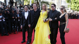 Kelly Preston, John Travolta, Uma Thurman, režisér Quentin Tarantino a producent Laurence Bender