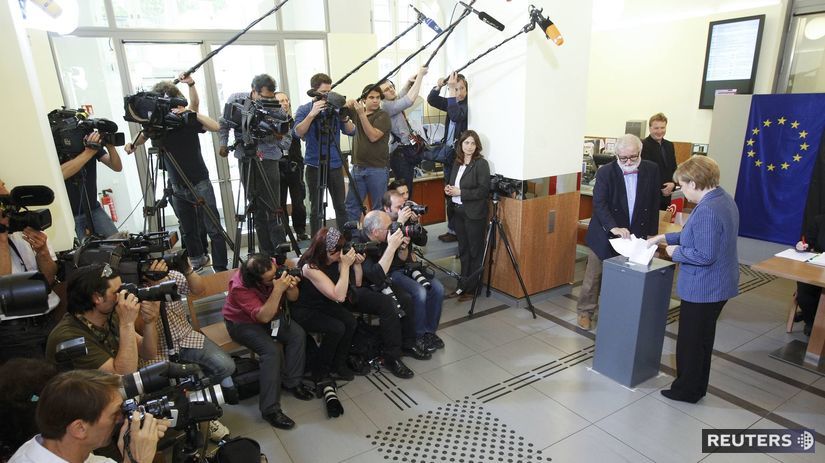 Nemecká kancelárka Angela Merkelová volila v...