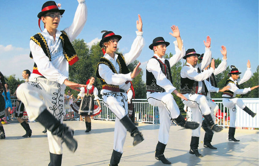 Domovina Dancers na Matičnom Festivale 2010.