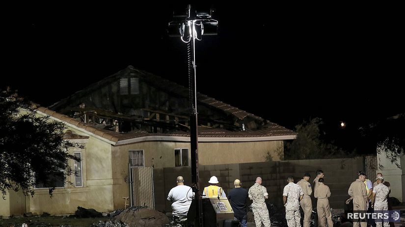 California, USA, stíhačka