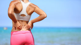 Tri cviky na boľavý chrbát. Radí fyzioterapeutka