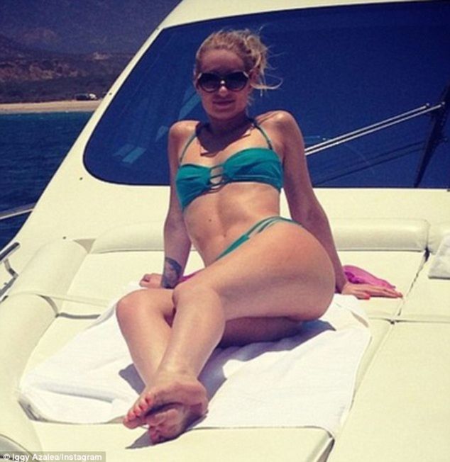 Austrálska raperka Iggy Azalea vystavila na...