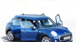 Mini Cooper 5 Door: Päťdverová revolúcia prichádza