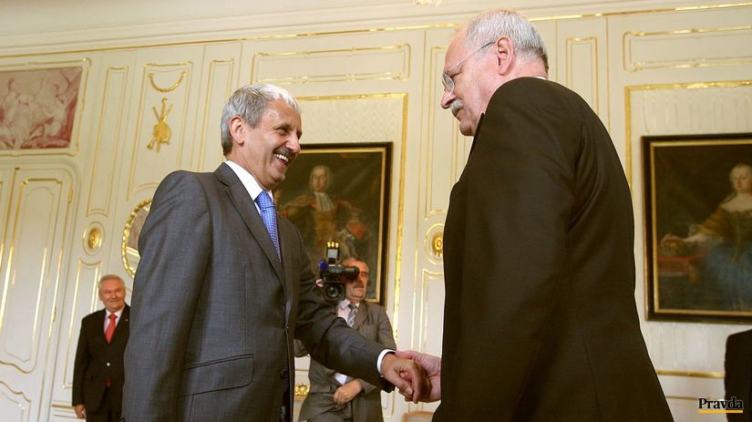 Predseda SDKÚ Mikuláš Dzurinda v roku 2010...