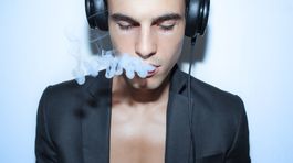  Fajčenie môže otupiť sluch