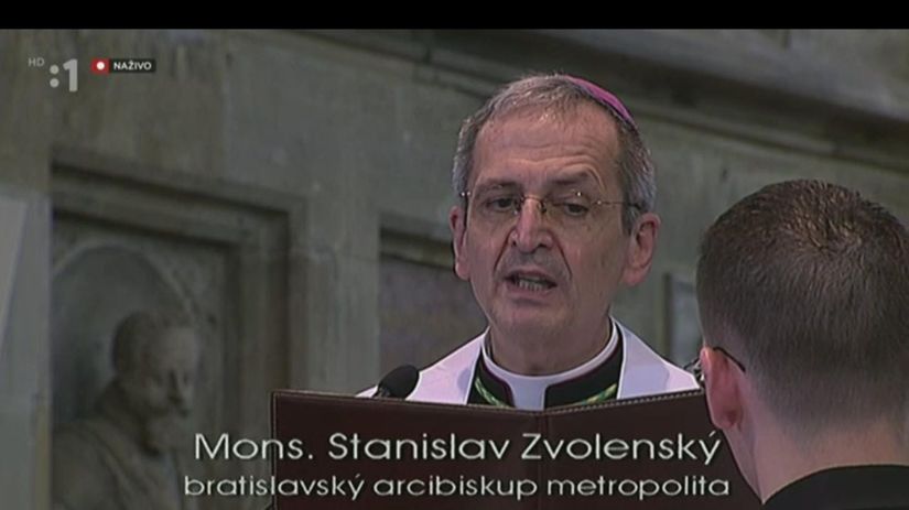 Prítomných v chráme privítal Mons. Stanislav...