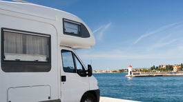 V Chorvátsku sa o vás v lete postará osem slovenských policajtov