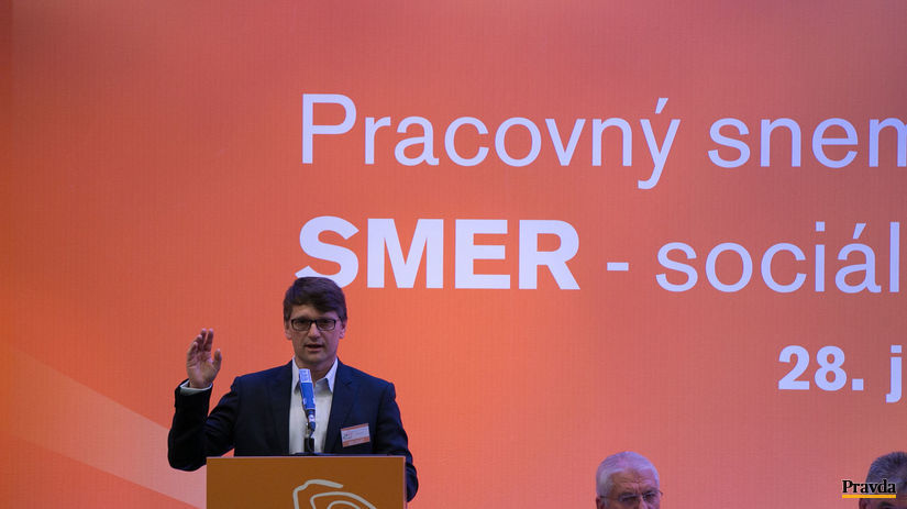 Užšie vedenie strany Smer presviedčalo Mareka...