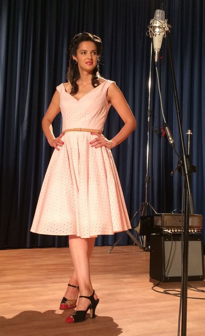 Speváčka Jana Kirschner vo videoklipe Spolu -...