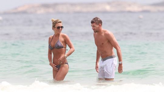 Anglický futbalový hráč Steven Gerrard a jeho...