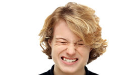 Stres je veľký nepriateľ zubov, môžu aj vypadať