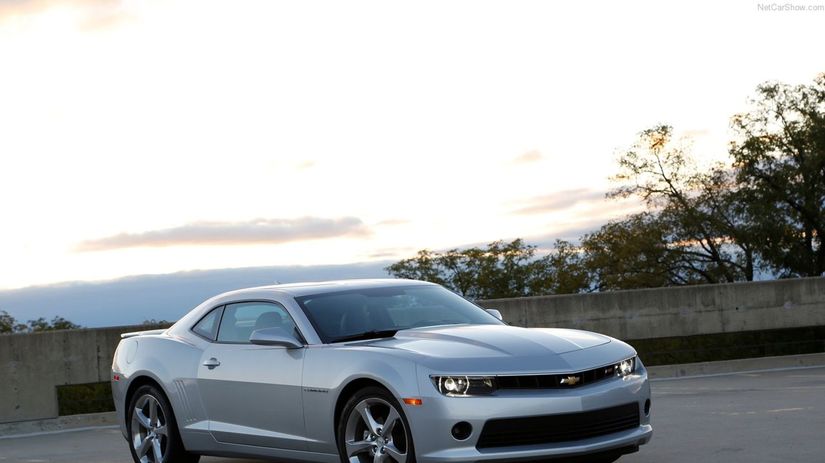Čo tu robí Chevrolet Camaro s 8-valcovým...