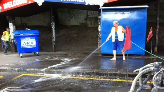 Vystriekavanie chodníka