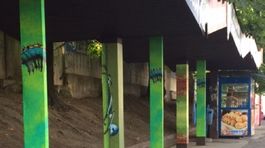 Stĺpy po skrášlení dobrovoľníkmi na...