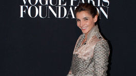 Herečka Clotilde Courau.