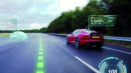 Jaguar a Land Rover chystajú samoučiace autá. Budú predvídať
