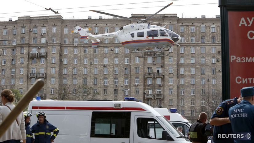 Moskva, metro, záchranári