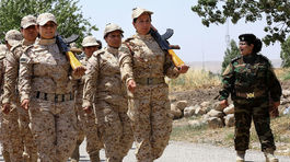 Irak, ženy, bojovníčky, Pešmegrovia, Kurdi, Kurdistan, zbrane, vojačky, výcvik