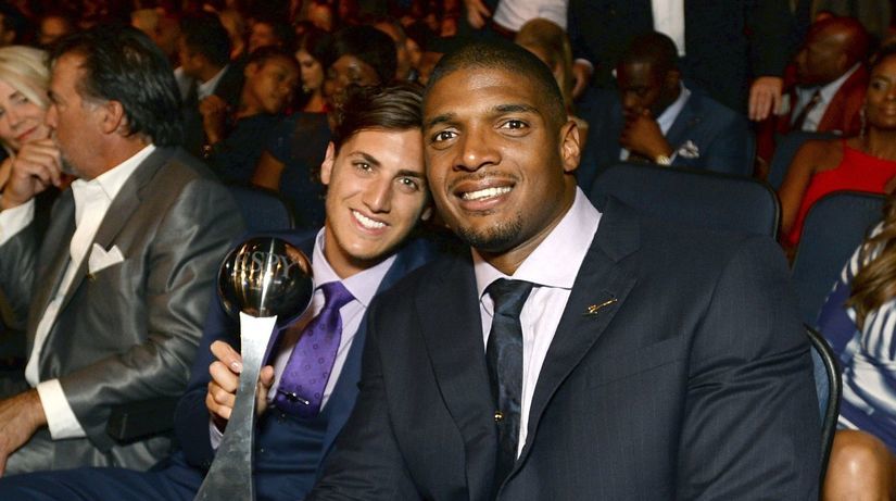 2014 ESPY Awards - Michael Sam (vpravo) a jeho...