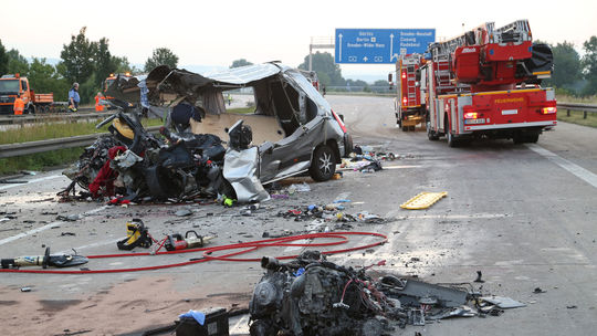 Ťažká dopravná nehoda si v nemeckom Durínsku vyžiadala sedem životov