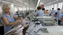 Firmám rastú zisky, ustúpiť vláde nechcú