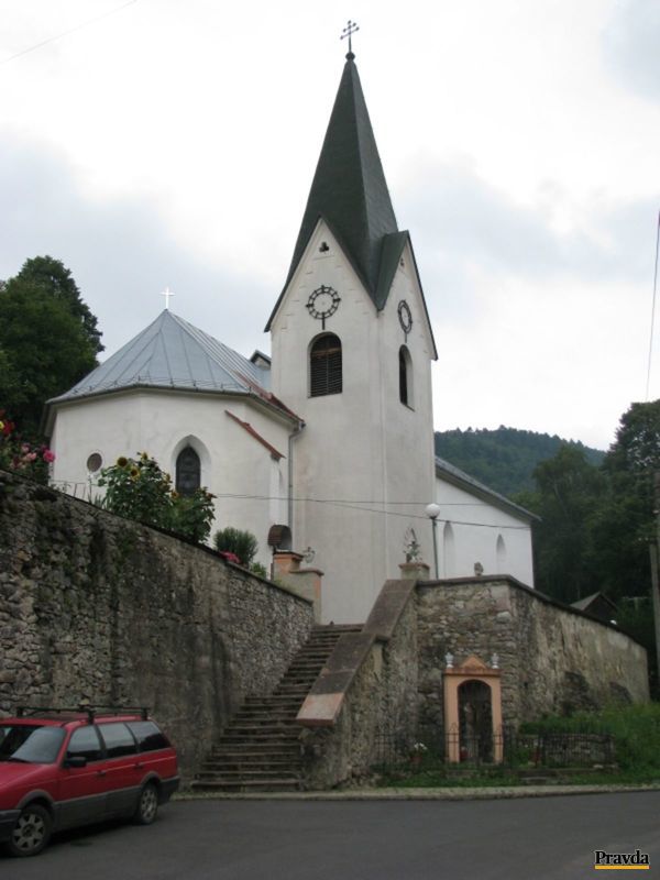 Najstarší kostol sv. Mikuláša pochádza zo 14....