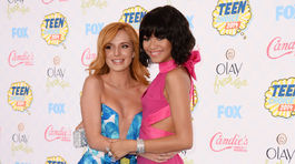 Bella Thorne (vľavo) a jej kolegyňa Zendaya
