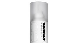 Objem je pre vlasy dôležitý. S penovým tužidlom...