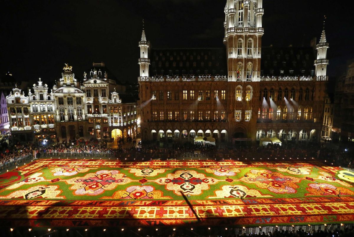 Brusel, Grand Place, koberec, kvet