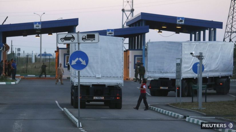 Ukrajina, humanitárny konvoj, Rusko, kamióny