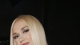 Gwen Stefani - najlepšie účesy a líčenie z cien Emmy 