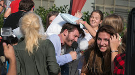 Vankúšobranie prilákalo veľa mladých.