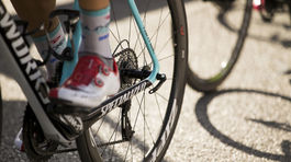 Alaphilippe odrazil útoky Majku a vyhral 8. etapu, Froome zvýšil náskok