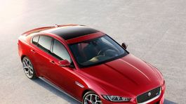 Jaguar XE S - 2015