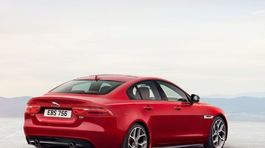 Jaguar XE S - 2015