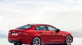 Jaguar XE S - 2015