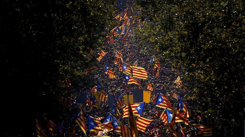 Státisíce Kataláncov v uliciach žiadajú...