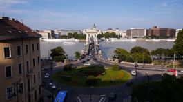 V budapeštianskom metre sa zrazili dve služobné súpravy, odstavili celú linku